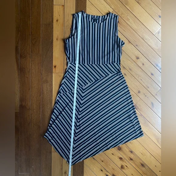 Banana Republic Factory Black and White Striped Asymmetrical Hem Dress - Picture 12 of 12